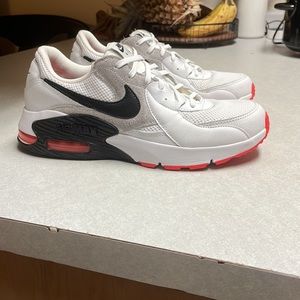 Nike Air Max size 10
